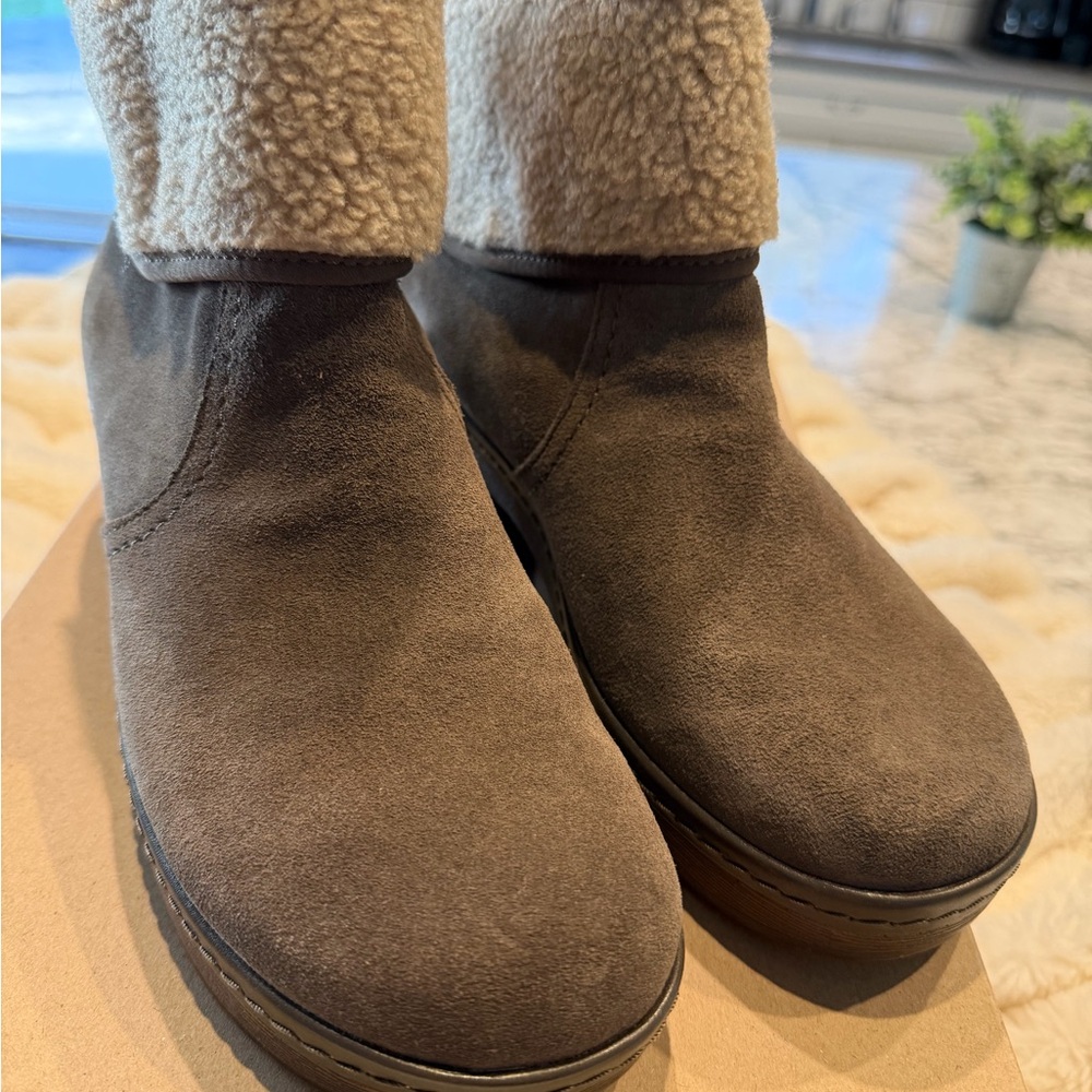 Clarks Brown Ankle Boots with Cream Lining